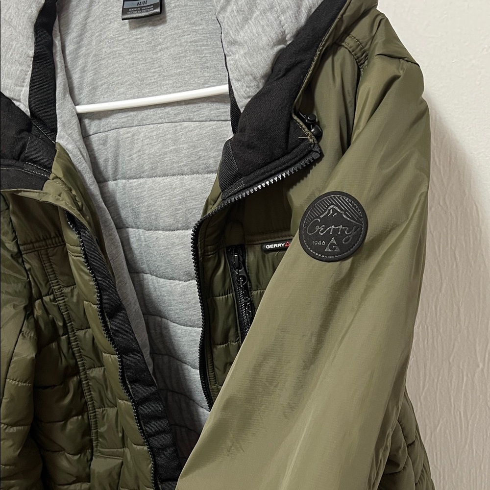 Gerry Men's Green Puffer Jacket - Picture 4 of 4